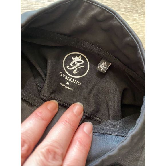 Gym King Debossed Energy 1/4 Zip Funnel Black Blue Contrast Pullover Sz Medium - Picture 4 of 13